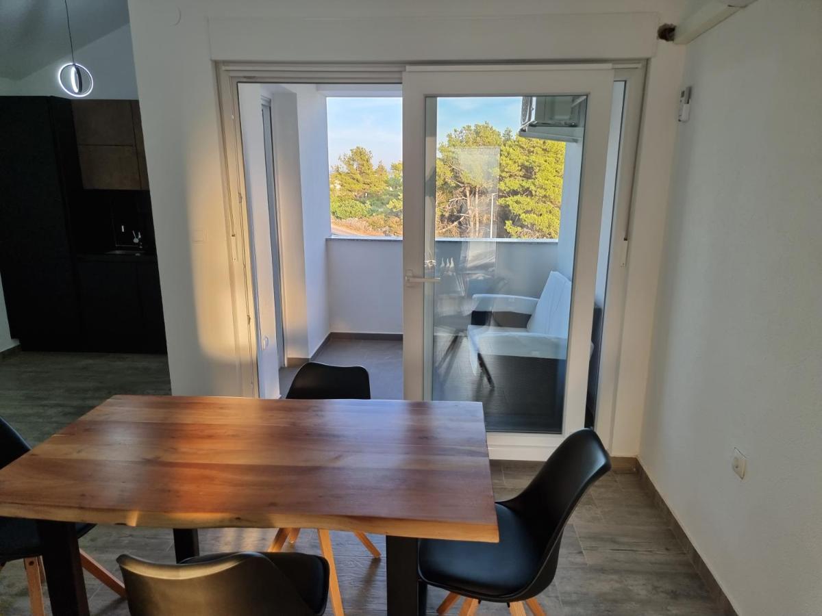 Aksa Residences Apartment *