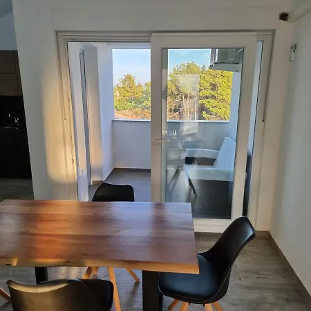 Aksa Residences Vir Zewnętrze zdjęcie