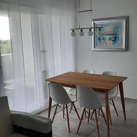Aksa Residences Vir Zewnętrze zdjęcie