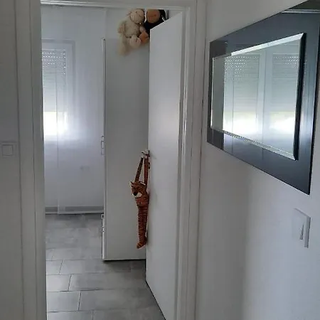 Aksa Residences Vir Zewnętrze zdjęcie