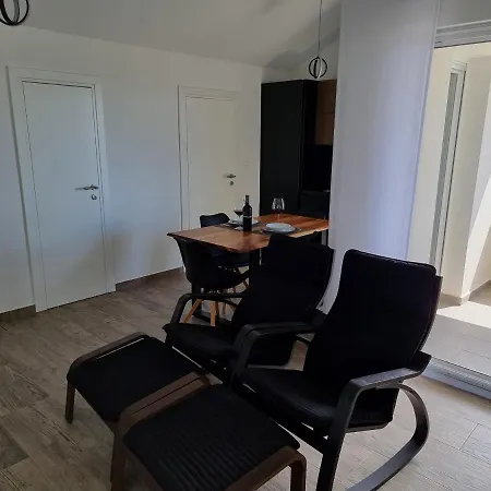 Aksa Residences Vir Zewnętrze zdjęcie